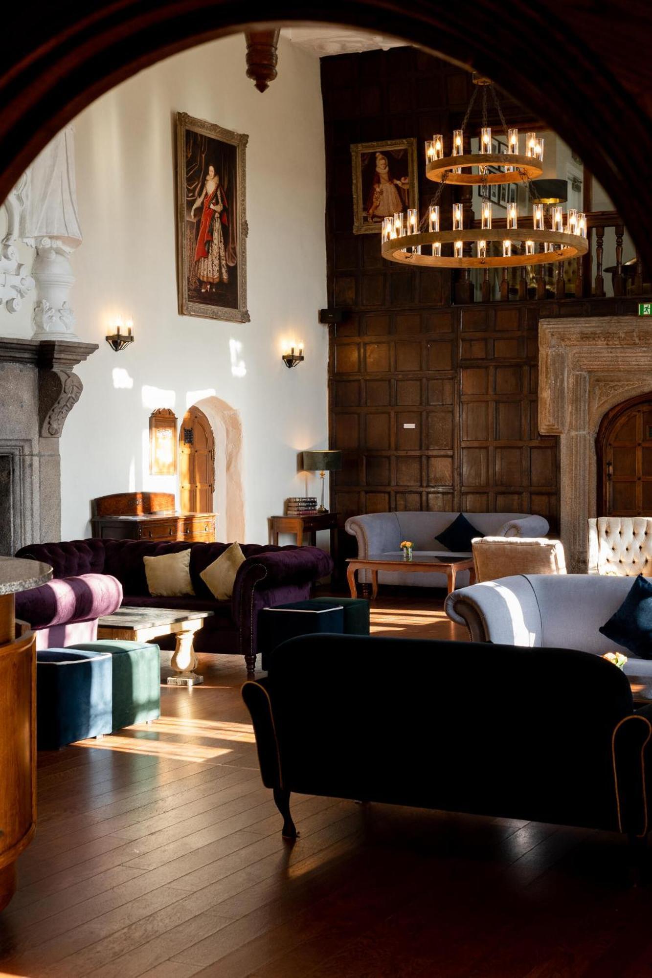 Boringdon Hall Hotel And Spa Plymouth Extérieur photo The interior of the main house
